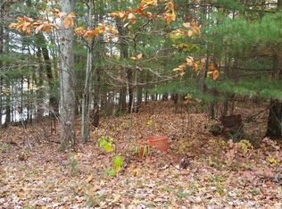 8884 Pine Acres Dr, Kalamazoo, MI 49009