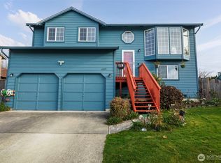 6219 56th Dr NE, Marysville, WA