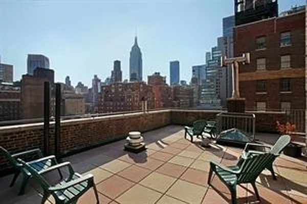 Sold by Douglas Elliman | media 10