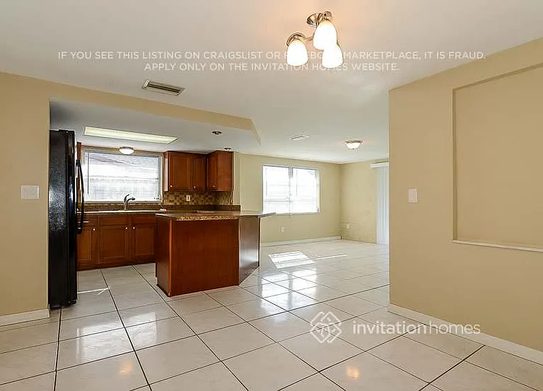 1741 Dartmouth Dr — Photo 12