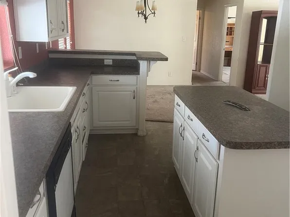 26049 Phoenix Palm Dr, Homeland, CA 92548