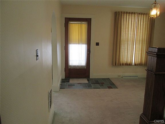 2nd image of 1916 Holland Ave