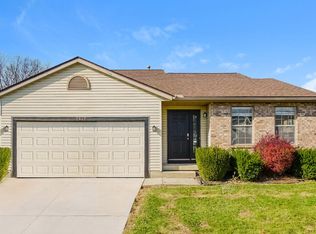 2847 Blue Moon Dr, Columbus, OH 43232