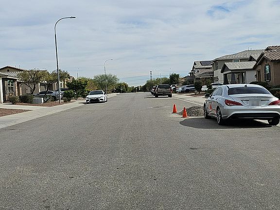 4th image of 12356 W Davis Ln