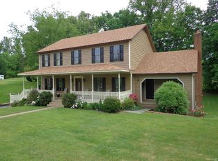 722 Woodland Dr, Elizabethton, TN 37643