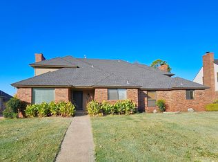 11921 Shady Trail Ln, Oklahoma City, OK 73120