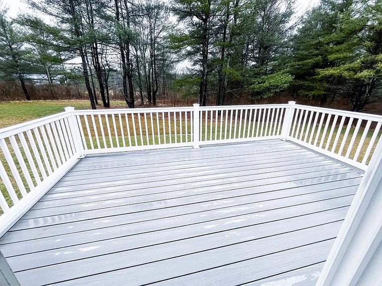 392 Troy Rd #1 — Photo 18