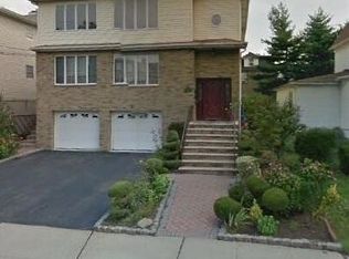 289 Grant Ave #2, Cliffside Park, NJ 07010
