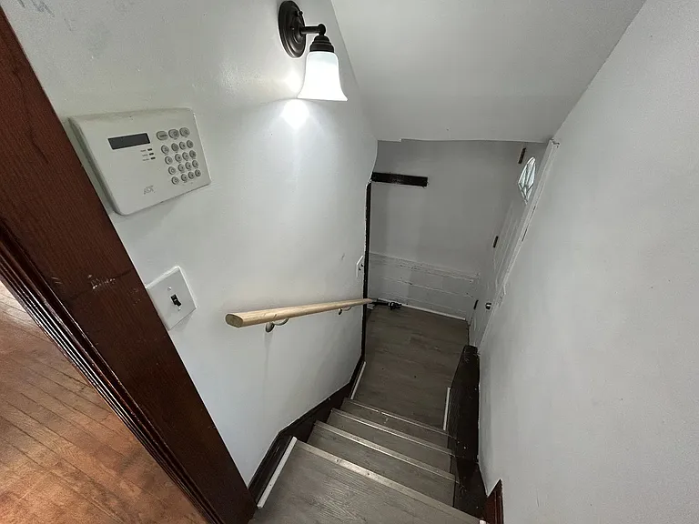 11220 Primrose Ave — Photo 14