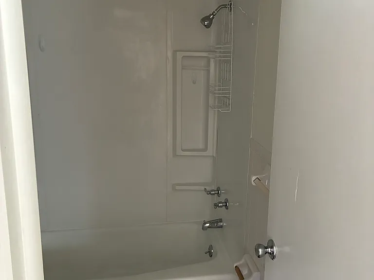 774 W Union St #5 — Photo 25