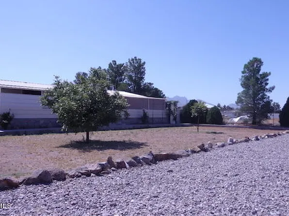 7082 Moongate Rd, Las Cruces, NM 88012