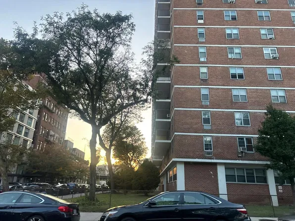 4342 Manhattan Ave, Brooklyn, NY 11224