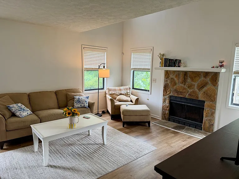 1825 Wire Rd #3 — Photo 7