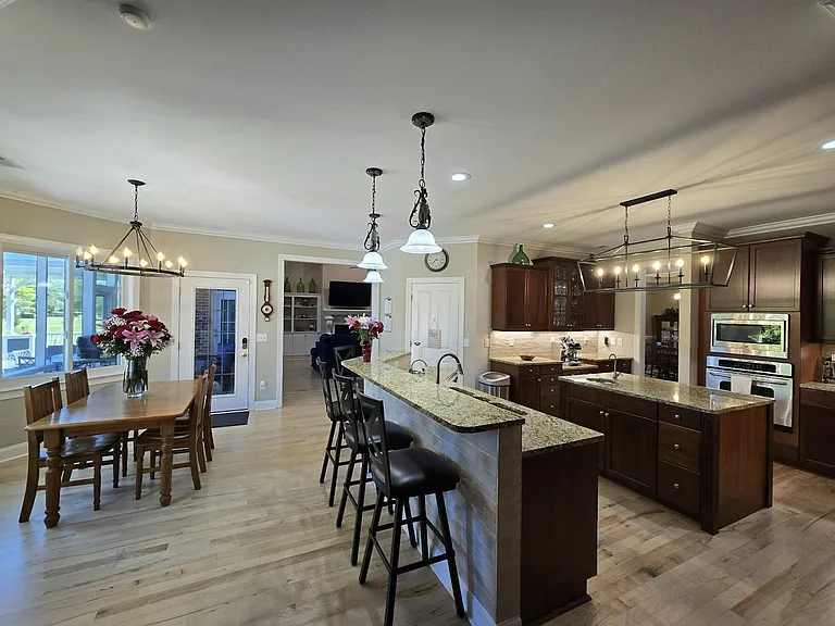 108 S Sea Lily Ct — Photo 9