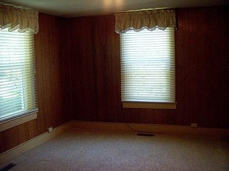 5th image of 308 S Black Ave
