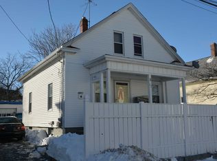 62 Henrietta St, Providence, RI 02904