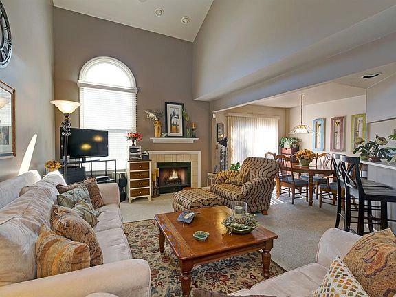 4th image of 45317 Horseshoe Cir