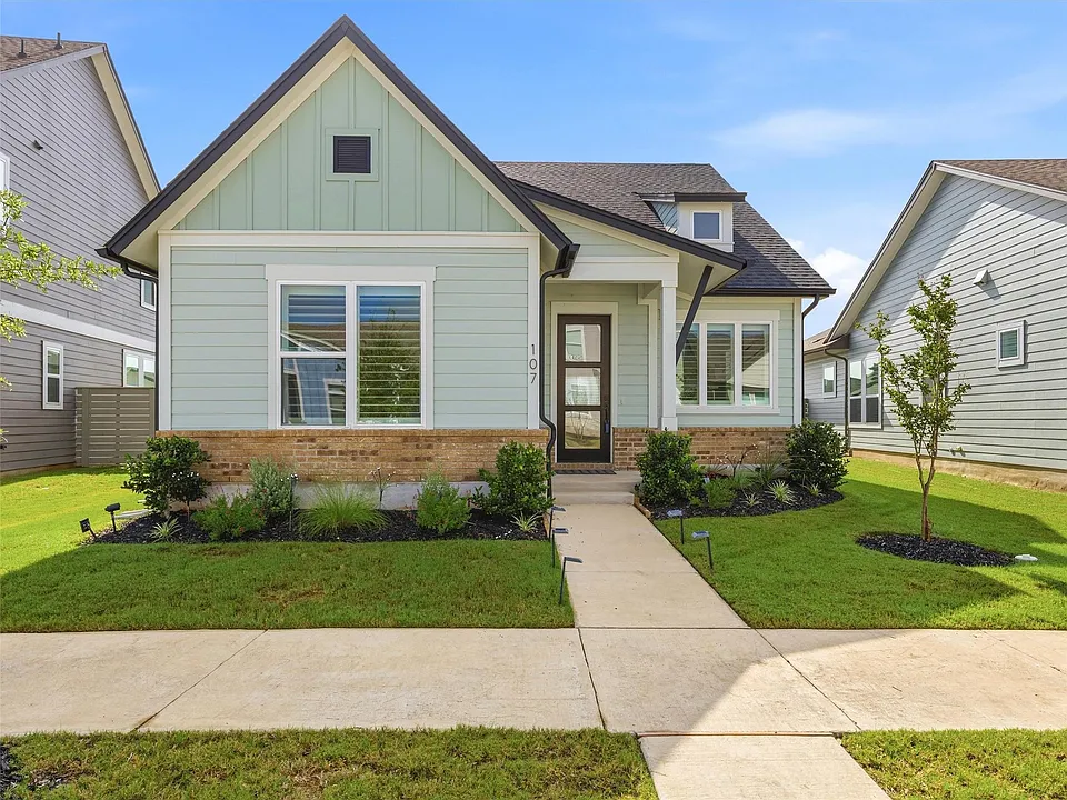 107 Breda Ave