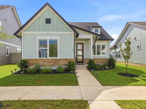 107 Breda Ave, Bastrop, TX 78602