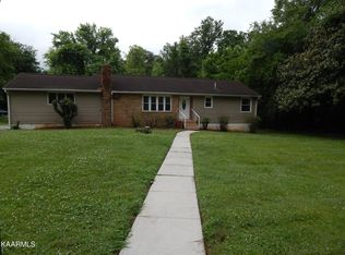 5004 Silva Dr, Knoxville, TN 37914