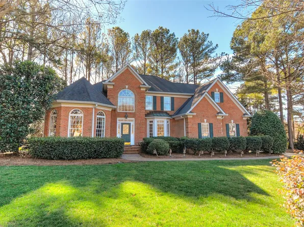 13401 Chasewater Dr, Charlotte, NC 28277