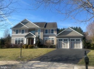 170 Fernleaf Ct, State College, PA 16801