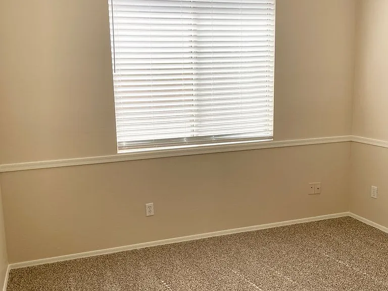 3720 W Rushmore Dr — Photo 29