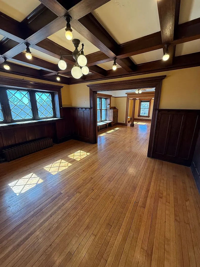 Crowell — Photo 3