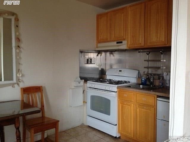 1st image of 9115 Lamont Ave APT 6A