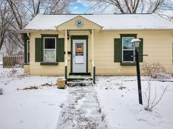 820 James St, De Pere, WI 54115