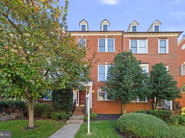 3925 Shawfield Ln, Frederick, MD 21704