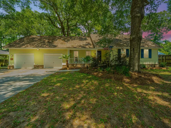 894 Joe Rivers Rd, Charleston, SC 29412