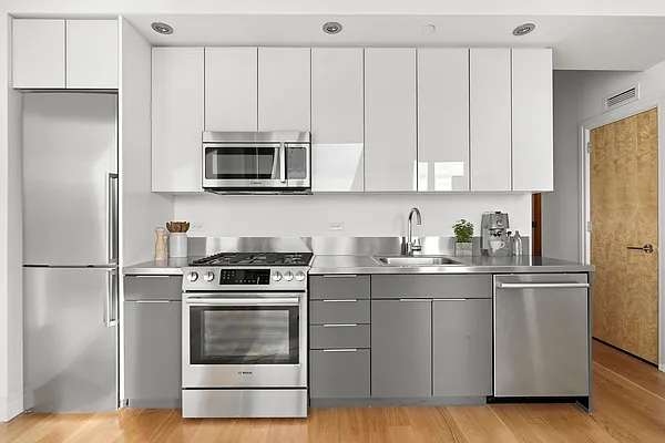 Rented by Two Trees | media 43