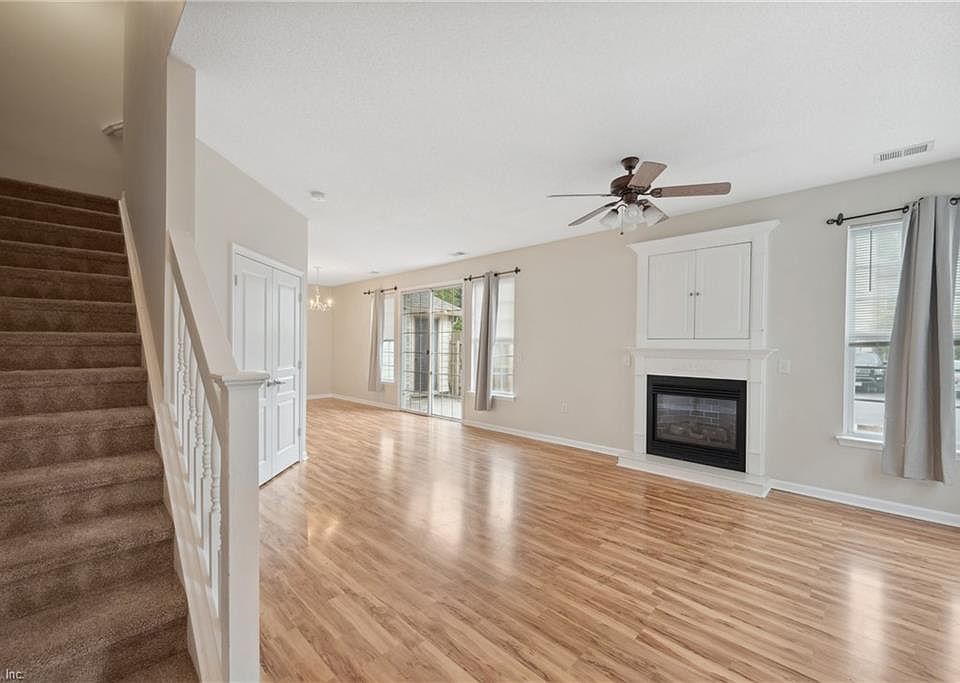 1st image of 2412 Wessington Dr #1