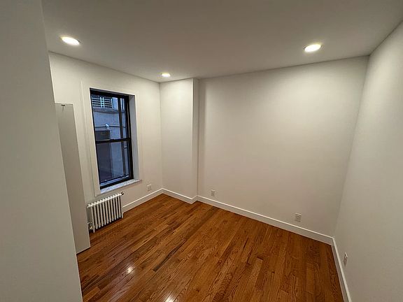 5th image of 197 Norman Ave APT 1A