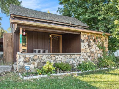 2934 W Front St, Buchanan, MI, 49107