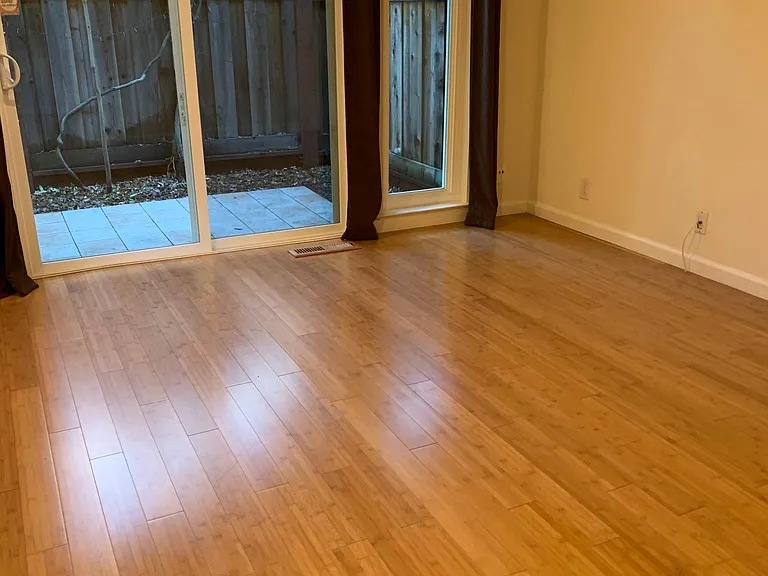 917 Hough St #9 — Photo 7