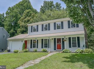 7782 Newington Woods Dr, Springfield, VA 22153