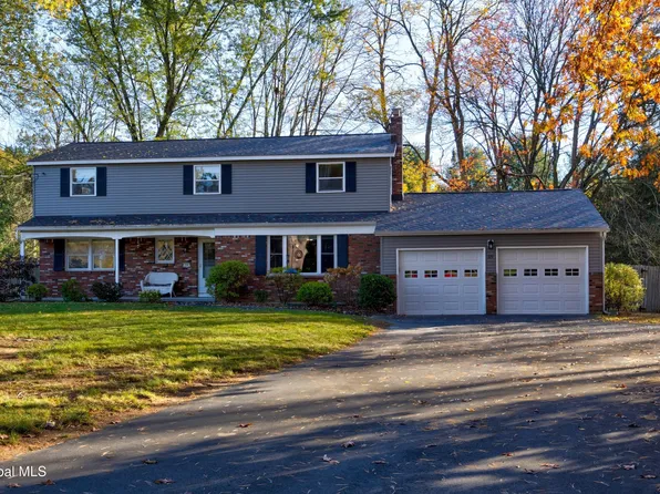 59 Valencia Lane, Clifton Park, NY 12065