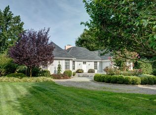 215 Millstone Rd, Water Mill, NY 11976