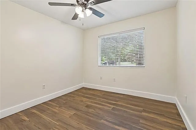 65606 Mulberry St — Photo 10