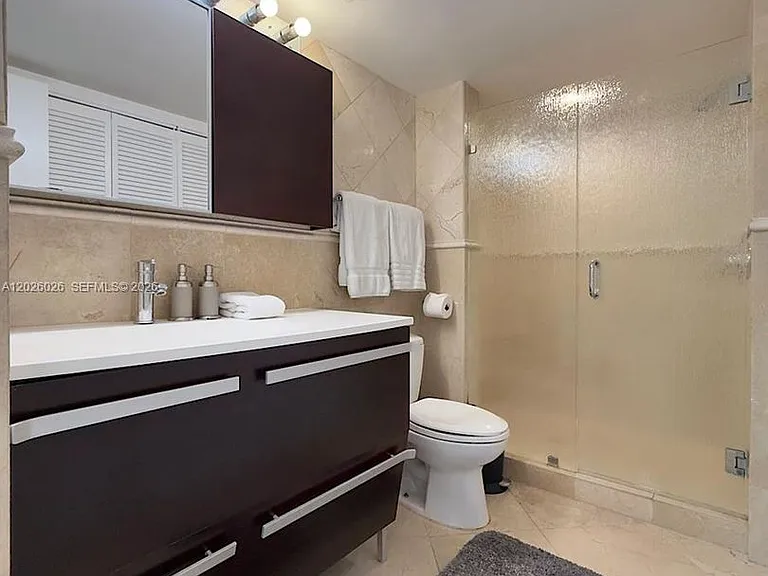 16400 Collins Ave #1545 — Photo 12