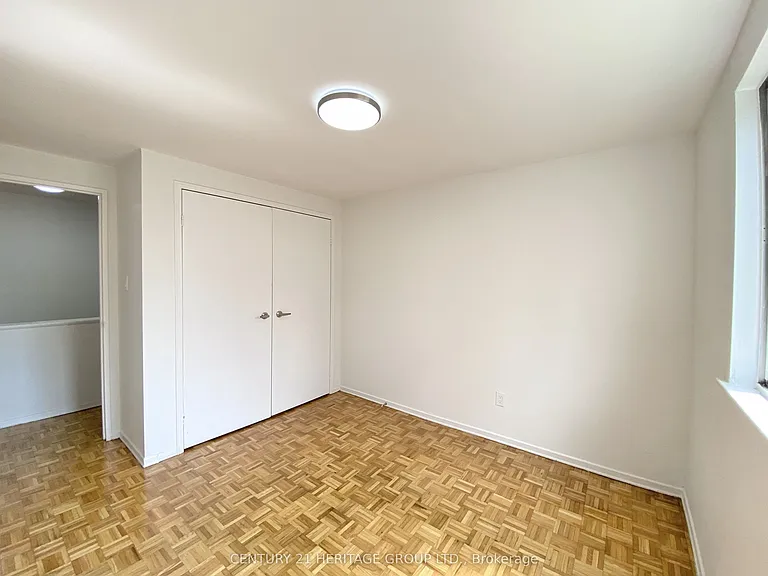 7555 Goreway Dr #153 — Photo 12