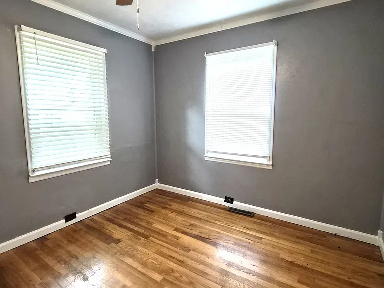 332 N Fishtrap Rd — Photo 10