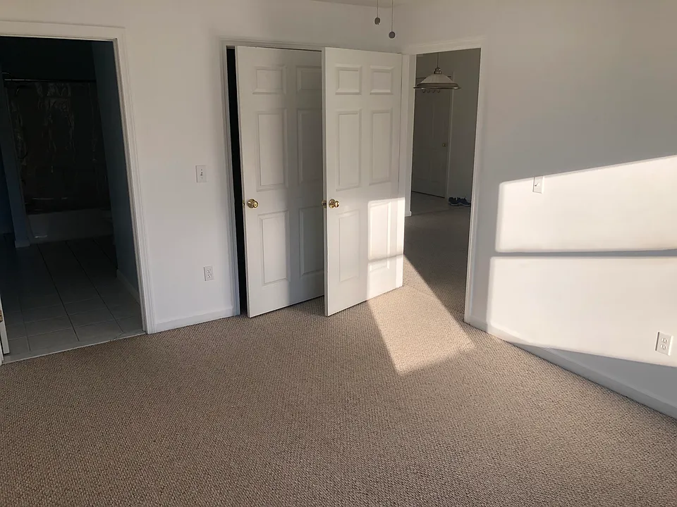 305 Lime Kiln Rd #26
