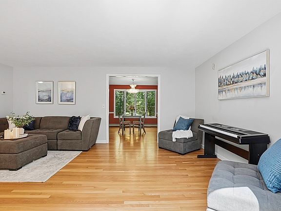 3rd image of 40 Granite St