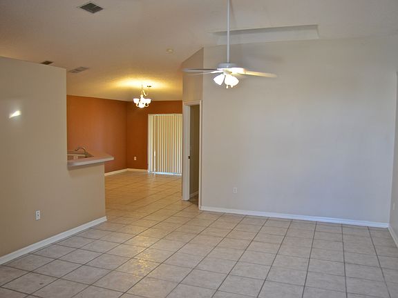 2nd image of 4105 Stonefield Dr