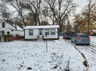 7211 Seminole Dr, Wonder Lake, IL
