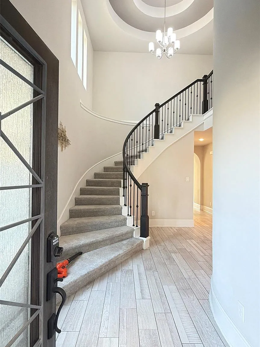 4 bed, 3.0 bath, 2194 sqft, $2,795 — Photo 4