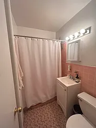 Rented by HOLTON REAL ESTATE INC.